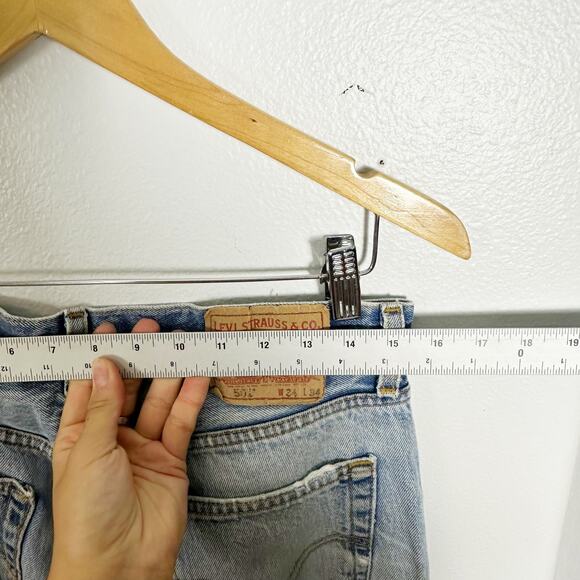 Levi's Light Wash 501 Button Fly Patchwork Straight Leg Jeans sz 34 - Picture 11 of 13